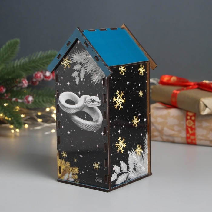 Новогодний чайный домик Новогодний чайный домик "Змея. С НГ" 20х10,5х10 см