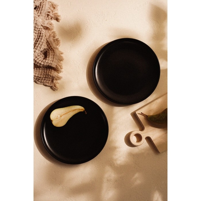 Набор фарфоровых тарелок SL Home «Дарк», d=25,5 см, цвет чёрный Набор фарфоровых тарелок SL Home «Дарк», d=25,5 см, цвет чёрный