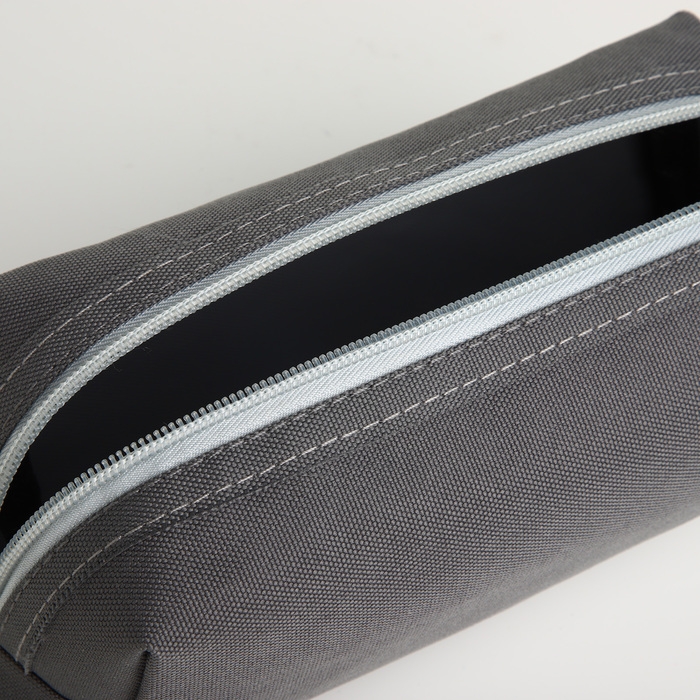 Косметичка на молнии, цвет серый Косметичка на молнии, цвет серый