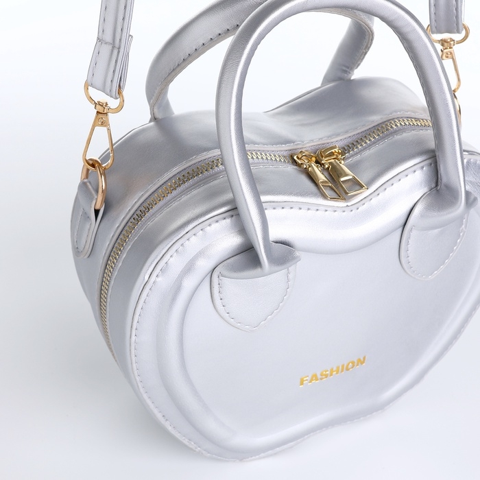 Сумка женская кросс-боди на молнии, цвет серебряный Сумка женская кросс-боди на молнии, цвет серебряный