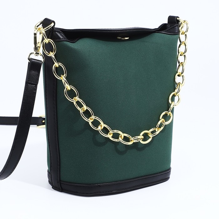 Кросс-боди на магните, цвет зелёный Кросс-боди на магните, цвет зелёный