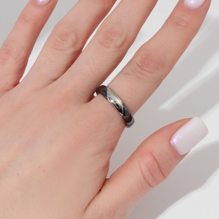 Кольцо керамика «Я люблю тебя», цвет чёрный в серебре, 16 размер