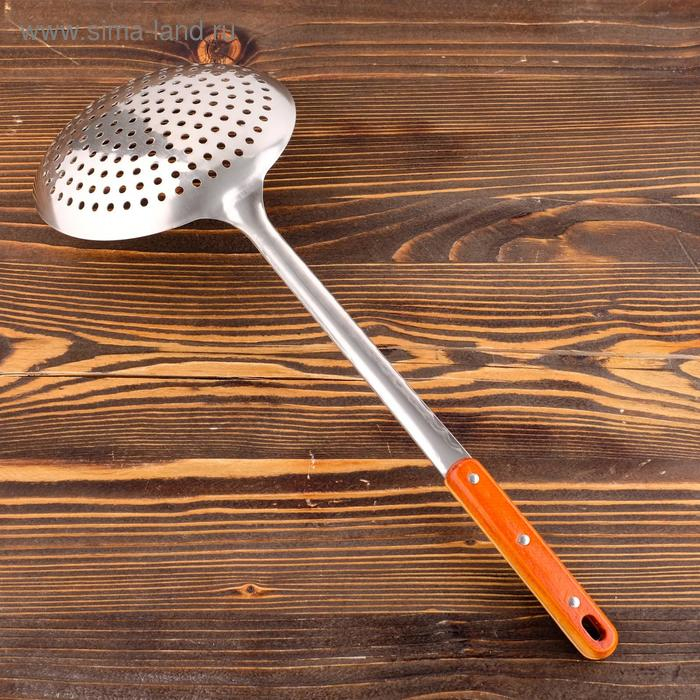 Шумовка для казана узбекская 48см, диаметр 17см, с деревянной ручкой Шумовка для казана узбекская 48см, диаметр 17см, с деревянной ручкой