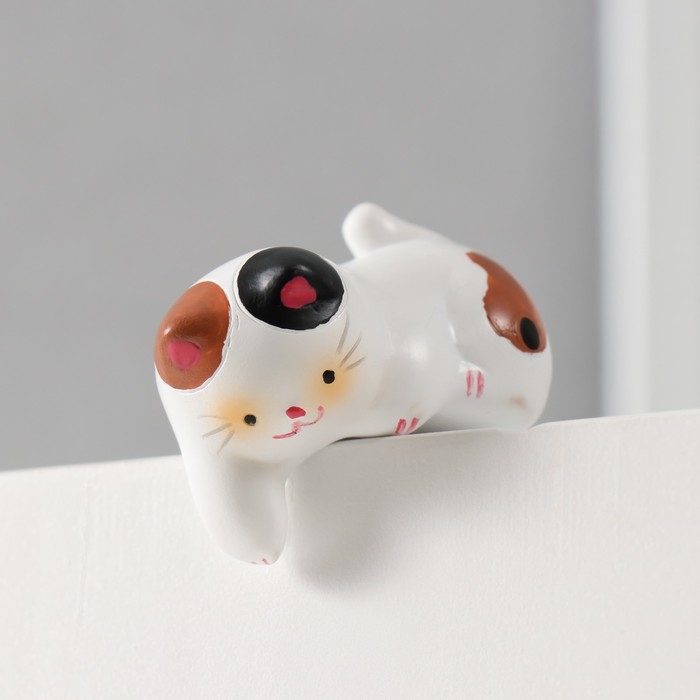 Сувенир полистоун Сувенир полистоун "Любопытный котик" 6х3,8х5 см