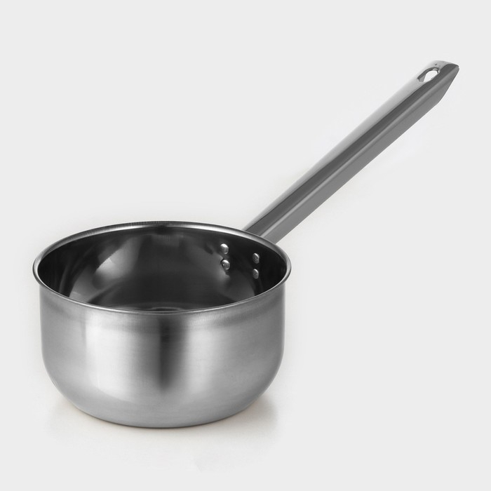 Ковш из нержавеющей стали с длинной ручкой, 2,1 л, d=18 см, металлическая ручка, цвет серебряный Ковш из нержавеющей стали с длинной ручкой, 2,1 л, d=18 см, металлическая ручка, цвет серебряный