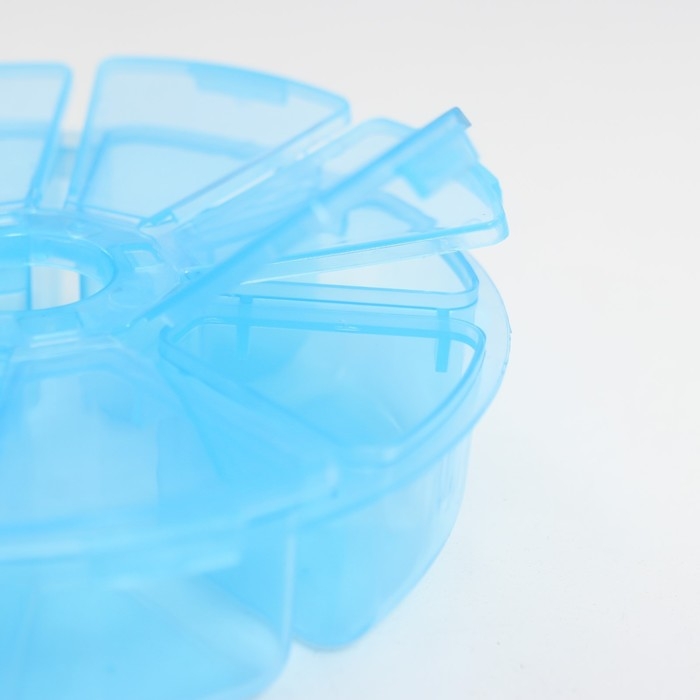 Шкатулка пластик для мелочей Шкатулка пластик для мелочей "Круглая" 8 отделений 2,5х10,3х10,3 см