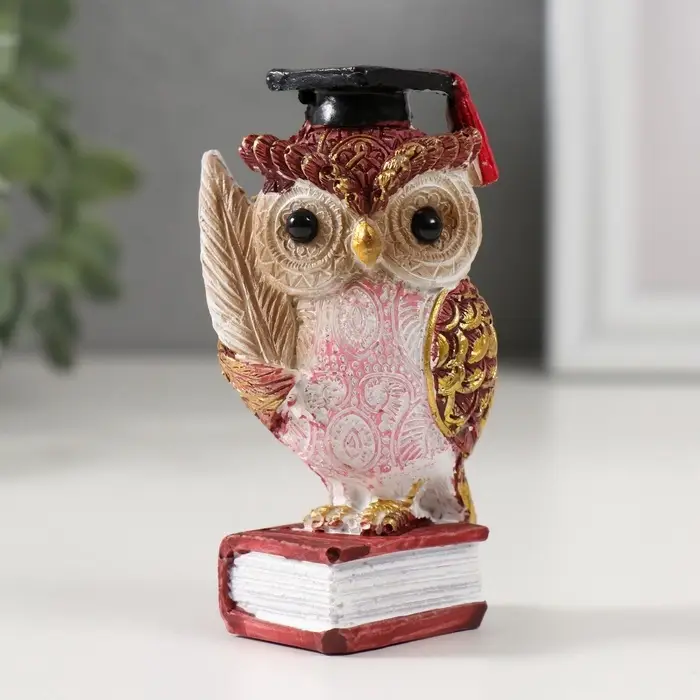Фигурка полистоун &laquo;Ученый красный филин на книге&raquo;, 3.5&times;4.5&times;8.5 см, МИКС
