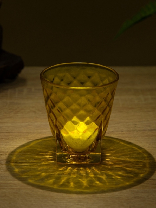 Подсвечник для чайной свечи 7х7х7,7 см Подсвечник для чайной свечи 7х7х7,7 см