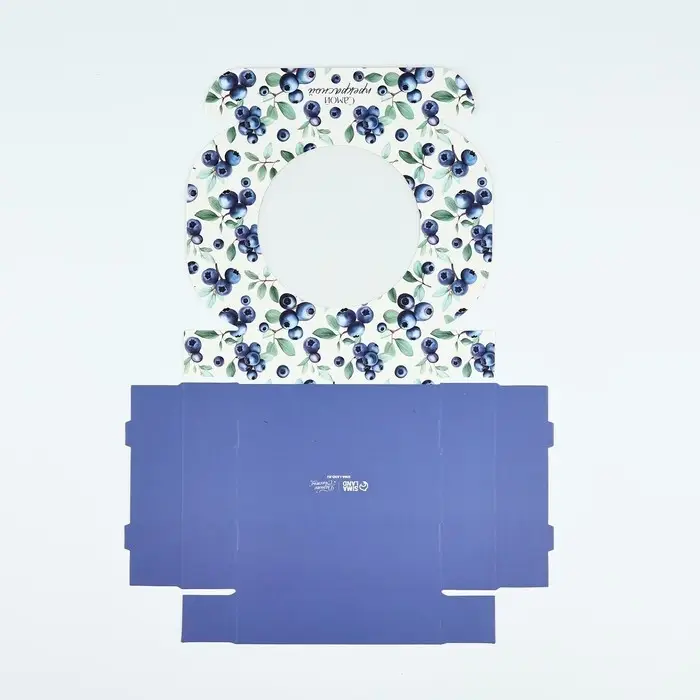 Коробка для макарун с низкими бортами «Ягоды», 11 х 11 х 3 см