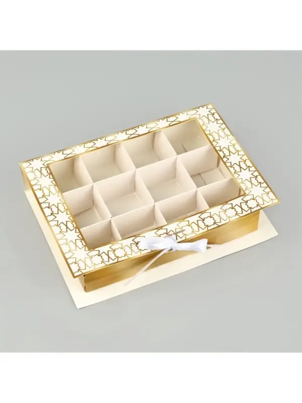 Коробка для конфет на Рамадан, 12 ячеек &laquo;Счастливого праздника!&raquo; 18.5&times;13.5&times;3.5 см