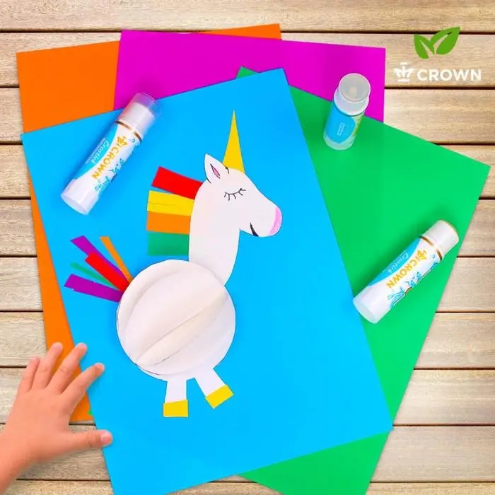 Клeй-карандаш 8 г PVP Crown, кристально-чистый