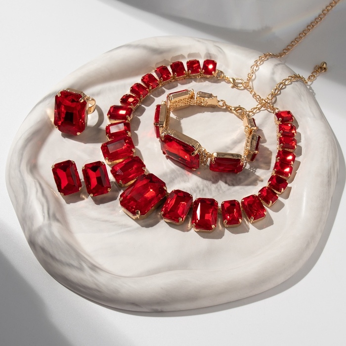 Набор 4 предмета: серьги, колье, браслет, кольцо «Вечерний» объём, красный в золоте Набор 4 предмета: серьги, колье, браслет, кольцо «Вечерний» объём, красный в золоте