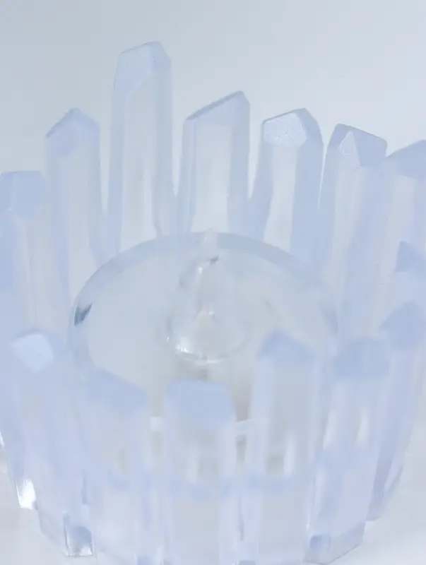 Светодиодная свеча LED "Снежная королева" от батареек 3хLR1130, прозрачный 5,5х5,5х5 см