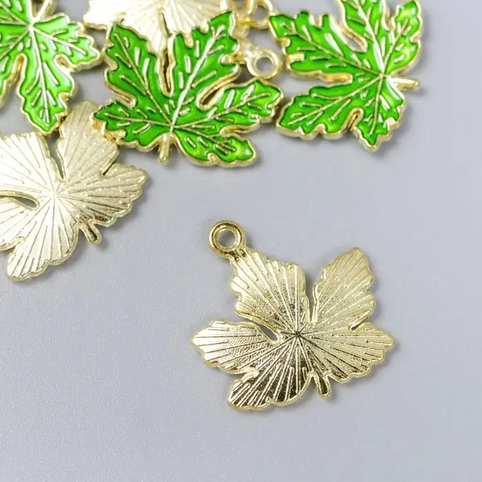 Декор для творчества металл, эмаль Декор для творчества металл, эмаль "Кленовый листик" зелёный 2х2 см