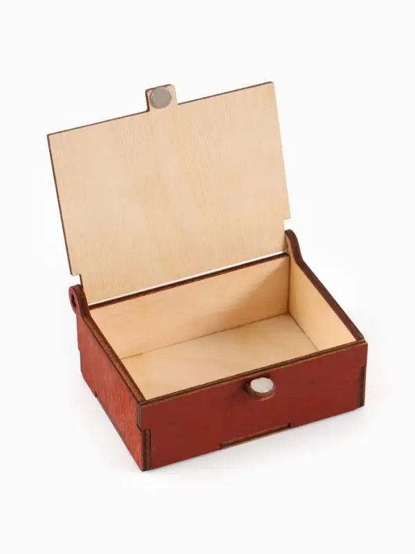 Коробка подарочная деревянная &laquo;100% мужик&raquo; 8.5&times;6&times;3.5 см