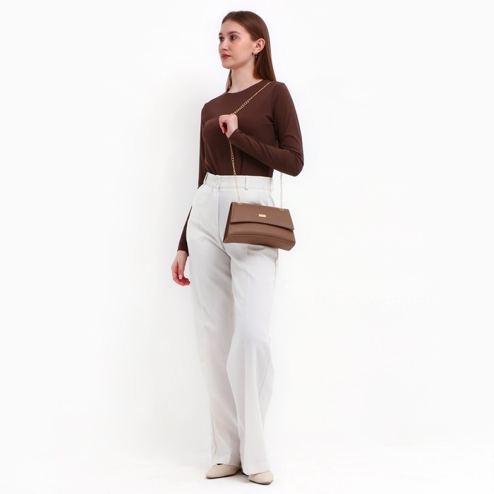 Сумка женская из искусственной кожи с клапаном, 26х16х9 см, коричневый цвет Сумка женская из искусственной кожи с клапаном, 26х16х9 см, коричневый цвет