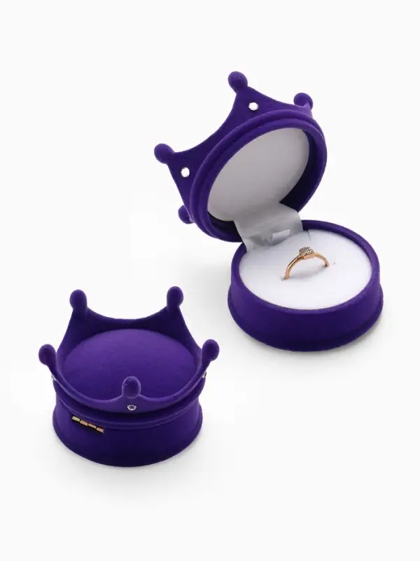 Футляр под серьги, кулон, кольцо &laquo;Корона&raquo;, бархатный, 5.5&times;5.5&times;4.5 см, фиолетовый