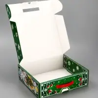 Подарочная новогодняя коробка &laquo;Чудо-тройка&raquo; в красном 29&times;9&times;25 см