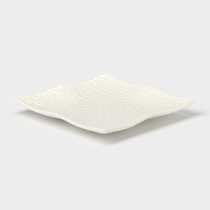 Тарелка керамическая квадратная «Воздушность», d=19 см, цвет белый Тарелка керамическая квадратная «Воздушность», d=19 см, цвет белый
