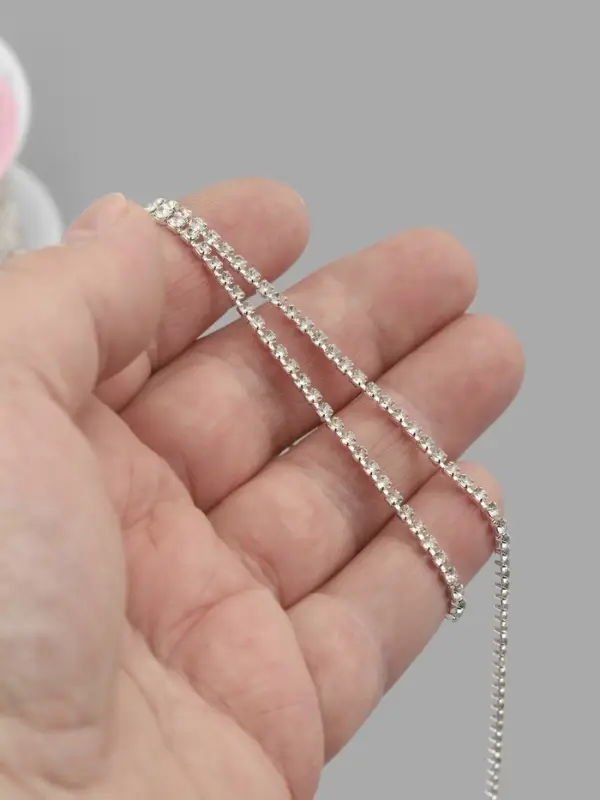 Цепь со стразами, металл, стекло, 2 мм, 9.1&plusmn;0.5 м, цвет серебряный