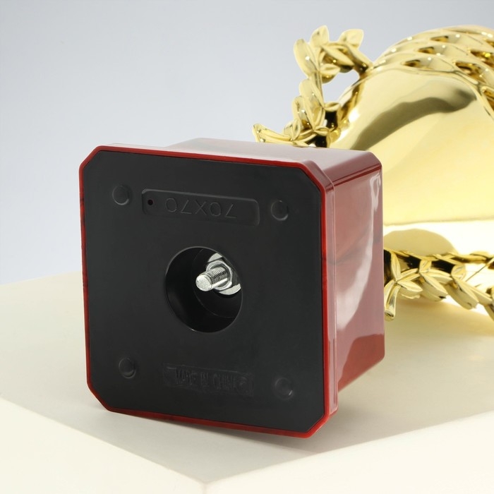 Кубок 184C, наградная фигура, золото, подставка пластик, 21 × 10 × 6,5 см. Кубок 184C, наградная фигура, золото, подставка пластик, 21 × 10 × 6,5 см.