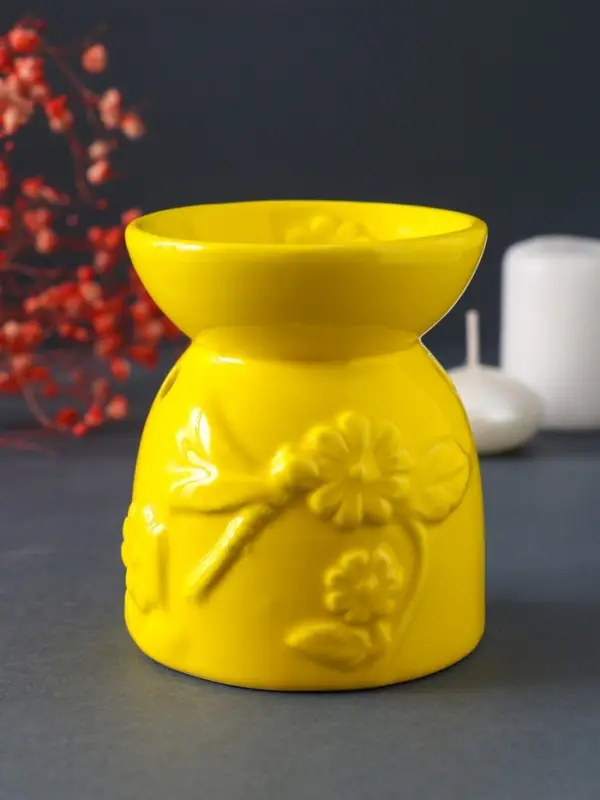 Аромалампа для эфирных масел &laquo;Стрекоза на цветке&raquo;, керамика, жёлтая, 7.2&times;7.2&times;8.3 см