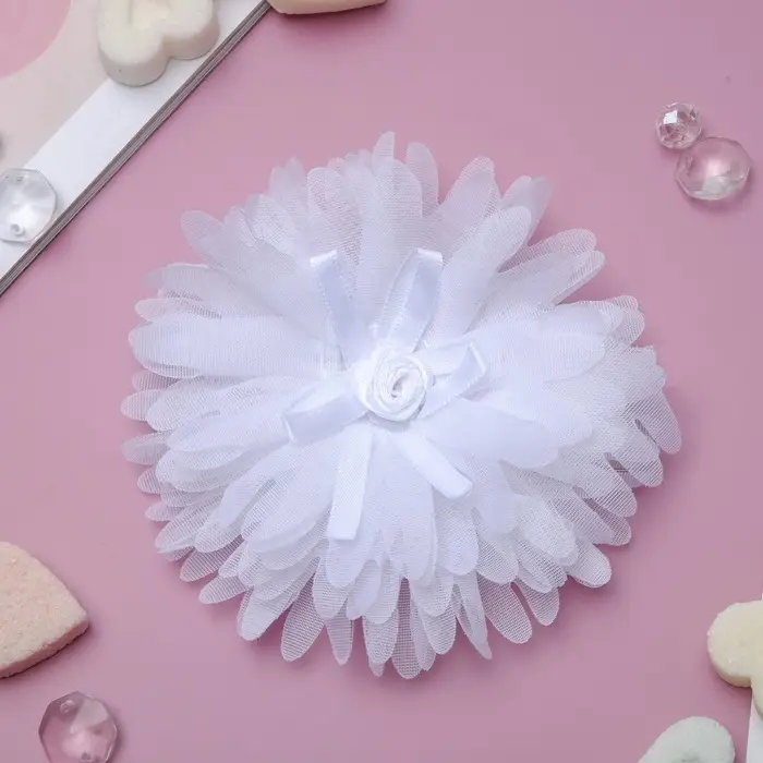 Бант для волос на резинке &laquo;Школьница&raquo;, розочка, d=10 см, белый