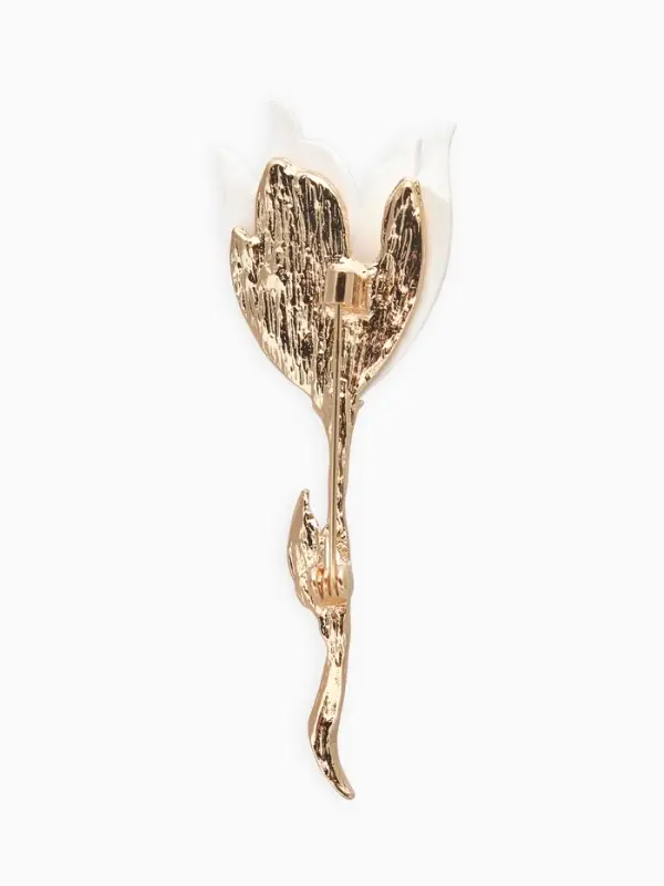 Брошь &laquo;Цветок&raquo; лилия, белая в золоте