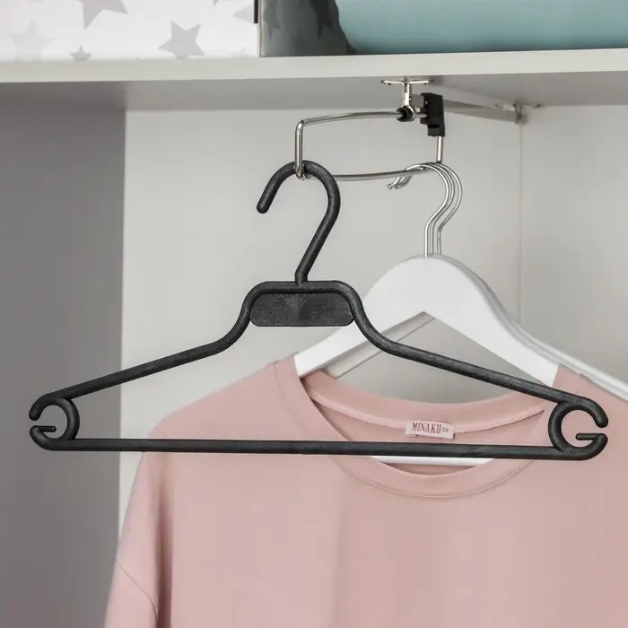 Плечики - вешалка блузочная, размер 50-52, чёрные Плечики - вешалка блузочная, размер 50-52, чёрные