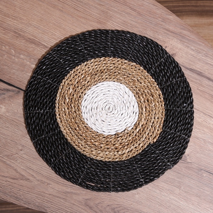 Коврик плетёный круглый 35 см Коврик плетёный круглый 35 см