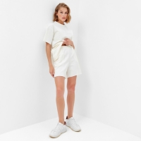 Костюм женский (футболка, шорты) MINAKU: Casual Collection цвет экрю, размер 46