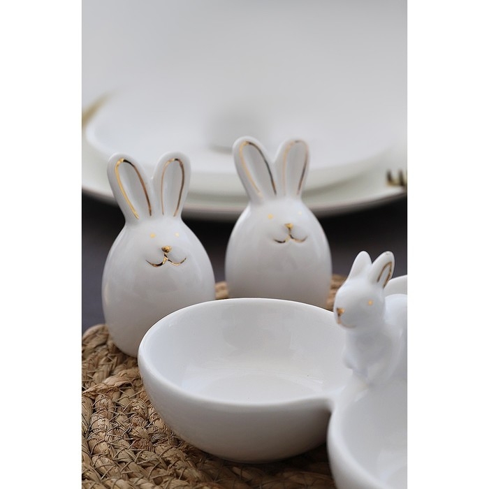 Набор для специй Доляна «Зайка в золотом», 2 предмета: солонка 50 мл, перечница 50 мл, цвет белый Набор для специй Доляна «Зайка в золотом», 2 предмета: солонка 50 мл, перечница 50 мл, цвет белый