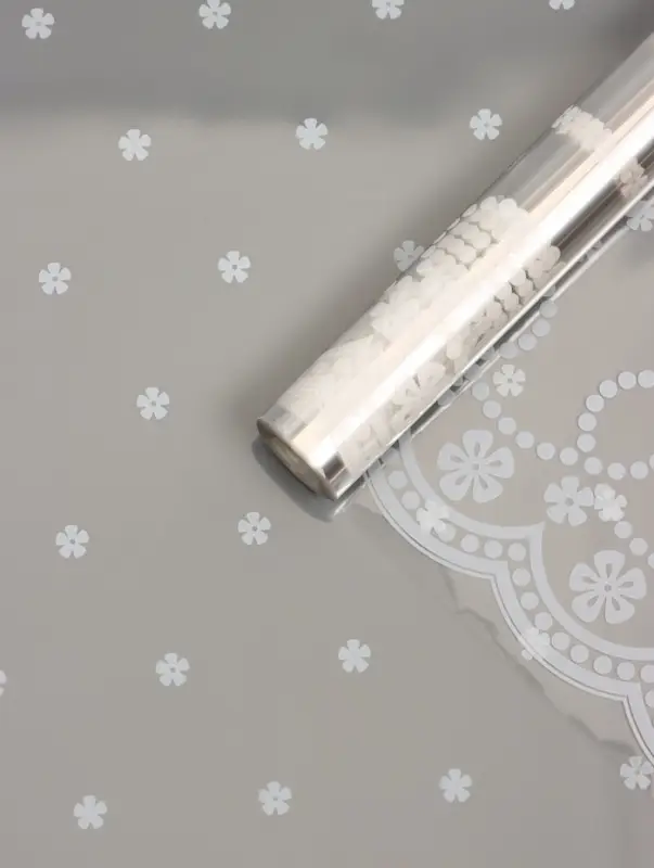 Пленка прозрачная с рисунком «Классикцветов» Белый 0.7×8.2±5%м