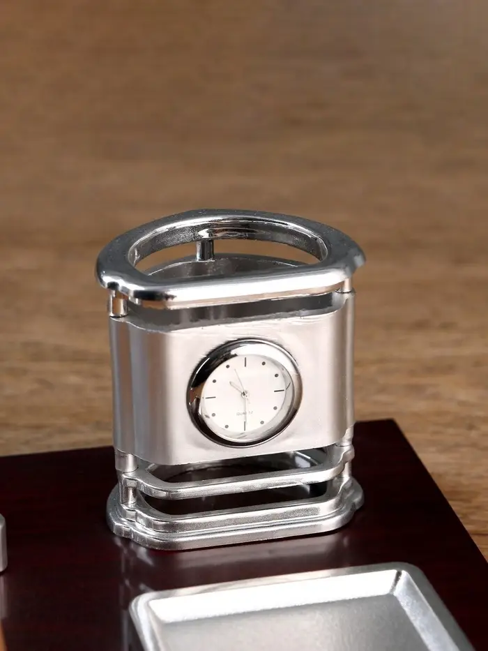 Набор настольный, органайзер 7 в 1, часы, лок для бумаги, визитница, глобус, подставка для печати, карандашница, 40&times;20&times;17, МИКС