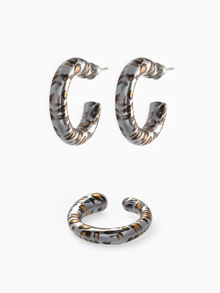 Серьги и каффы QF &laquo;Леопард&raquo;, набор, цвет серебро