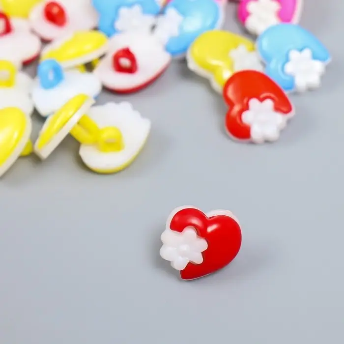 Декоративные пуговицы набор 30 шт. «Арт Узор. Сердечко с цветочком», пластик, 1.4×1.4 см, МИКС