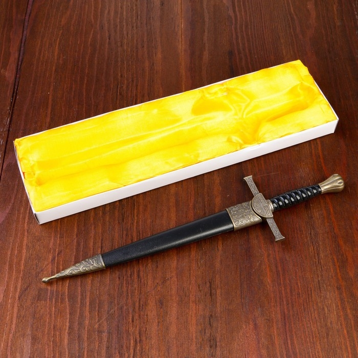 Сув. изд. кортик классический с витой рукоятью и ножнами 35 см металл,кожа Сув. изд. кортик классический с витой рукоятью и ножнами 35 см металл,кожа