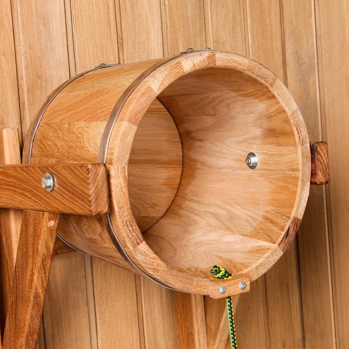 Обливное устройство из дуба, 15л, нержавеющий обруч Обливное устройство из дуба, 15л, нержавеющий обруч