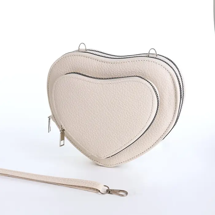Сумка женская кросс-боди на молнии, в форме сердца, 20&times;5&times;16 см, белая