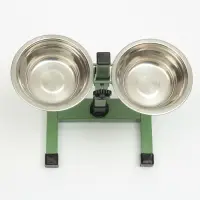 Подставка с мисками для кошек и собак &laquo;Пижон&raquo;, 2&times;250 мл, высота 25 см, разборная, зелёная