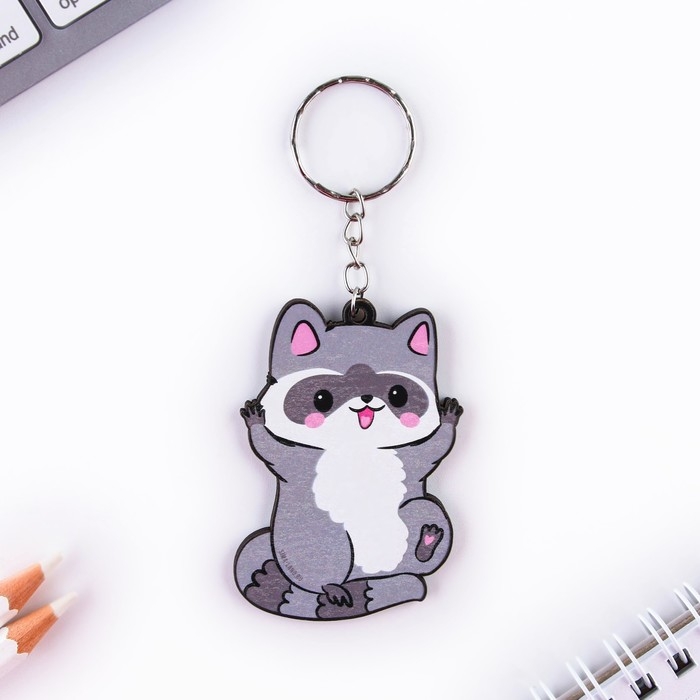 Брелок для ключей деревянный «Енот», 4,4 х 6,4 см Брелок для ключей деревянный «Енот», 4,4 х 6,4 см