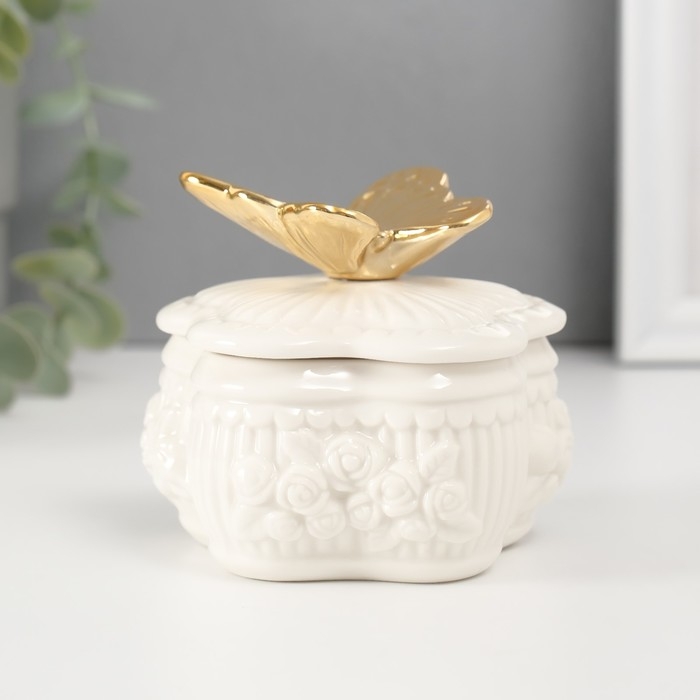 Шкатулка керамика "Бабочка на цветке прованс" белая 8,5х8,5х8 см