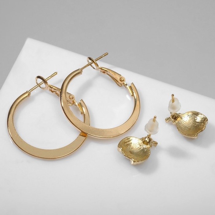 Серьги-кольца с пусетами «Божья коровка», цвет золото, d=2,5 см Серьги-кольца с пусетами «Божья коровка», цвет золото, d=2,5 см