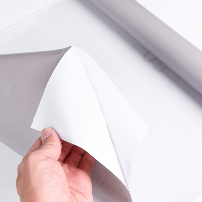 Пленка самоклеящаяся светло-серая 10м*45см Пленка самоклеящаяся светло-серая 10м*45см