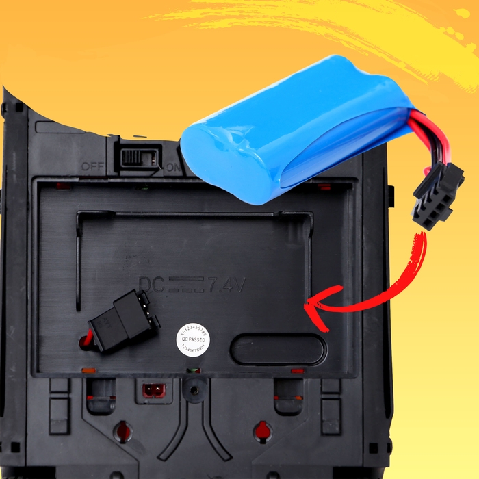 Машина радиоуправляемая «Дрифт», сменные колеса, световые эффекты, работает от аккумулятора Машина радиоуправляемая «Дрифт», сменные колеса, световые эффекты, работает от аккумулятора