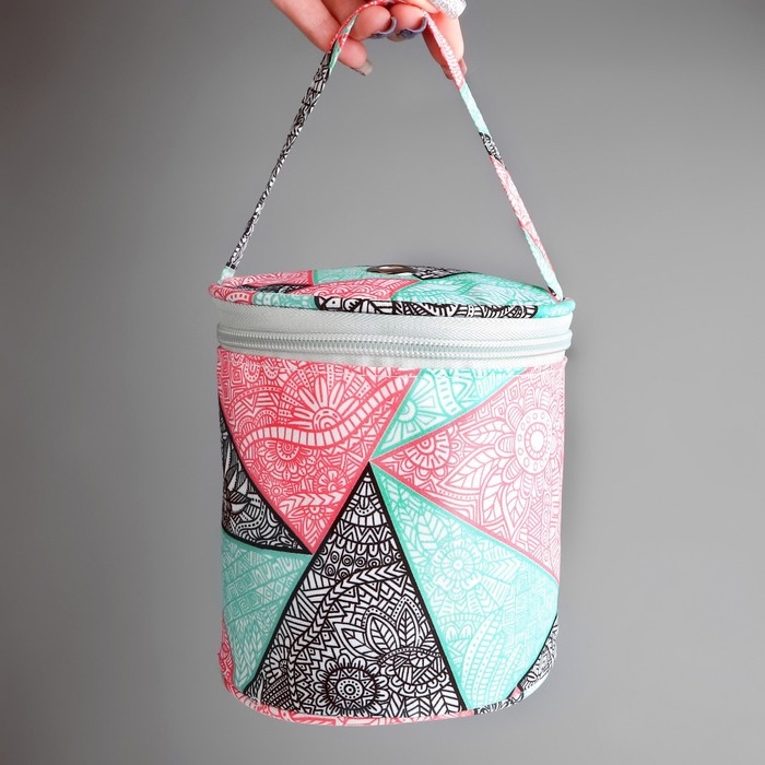 Сумка-футляр «Цветы», 1 люверс, d = 14 × 14,5 см, цвет разноцветный Сумка-футляр «Цветы», 1 люверс, d = 14 × 14,5 см, цвет разноцветный