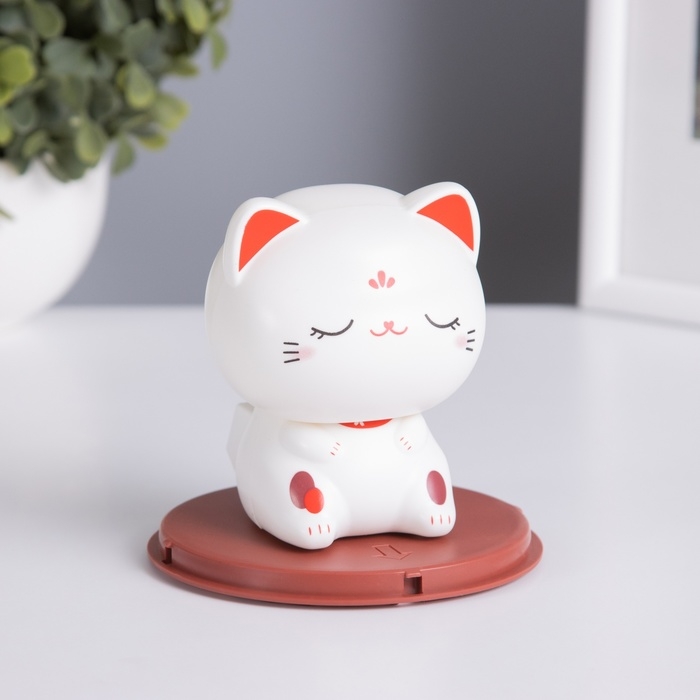 Маятник пластик от солнечной батареи Маятник пластик от солнечной батареи "Кот Манэки-нэко спящий" 10х10х10,3 см