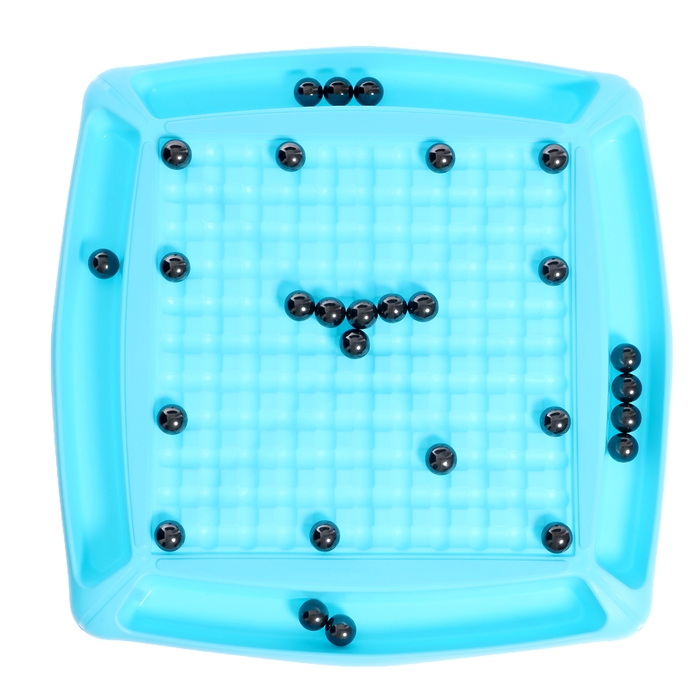 Настольная игра «Магнитная битва», 2-4 игрока, 8+, 28 шариков Настольная игра «Магнитная битва», 2-4 игрока, 8+, 28 шариков