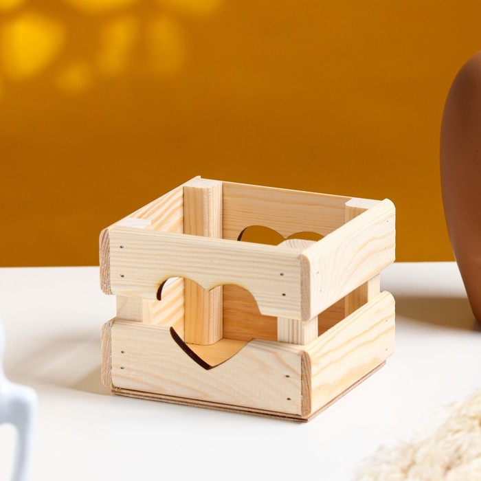 Кашпо деревянное 12×11×9 см  Кашпо деревянное 12×11×9 см "Однушка Лайт", двухреечное, сердце, натуральный Дарим Красиво