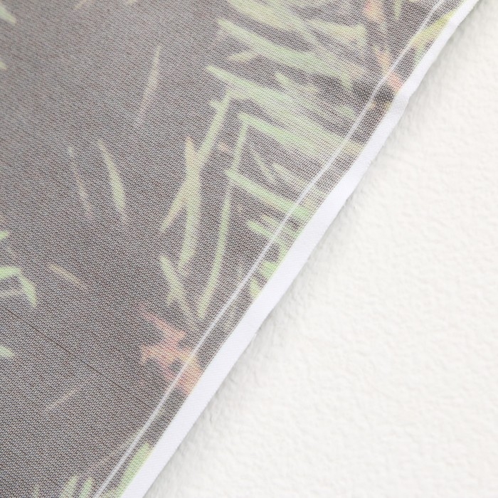 Фотофон винил "Еловые ветви" 120х80 см